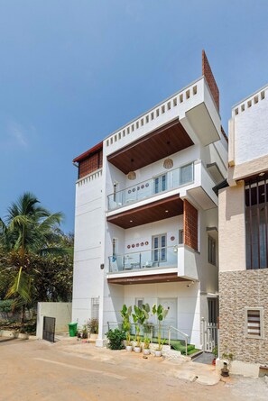 Exterior - Golden Ivory by Red Olive (Bengaluru)