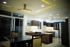 Apartment (5 Bedrooms) | Living area - The Grand Regent (Hyderabad)