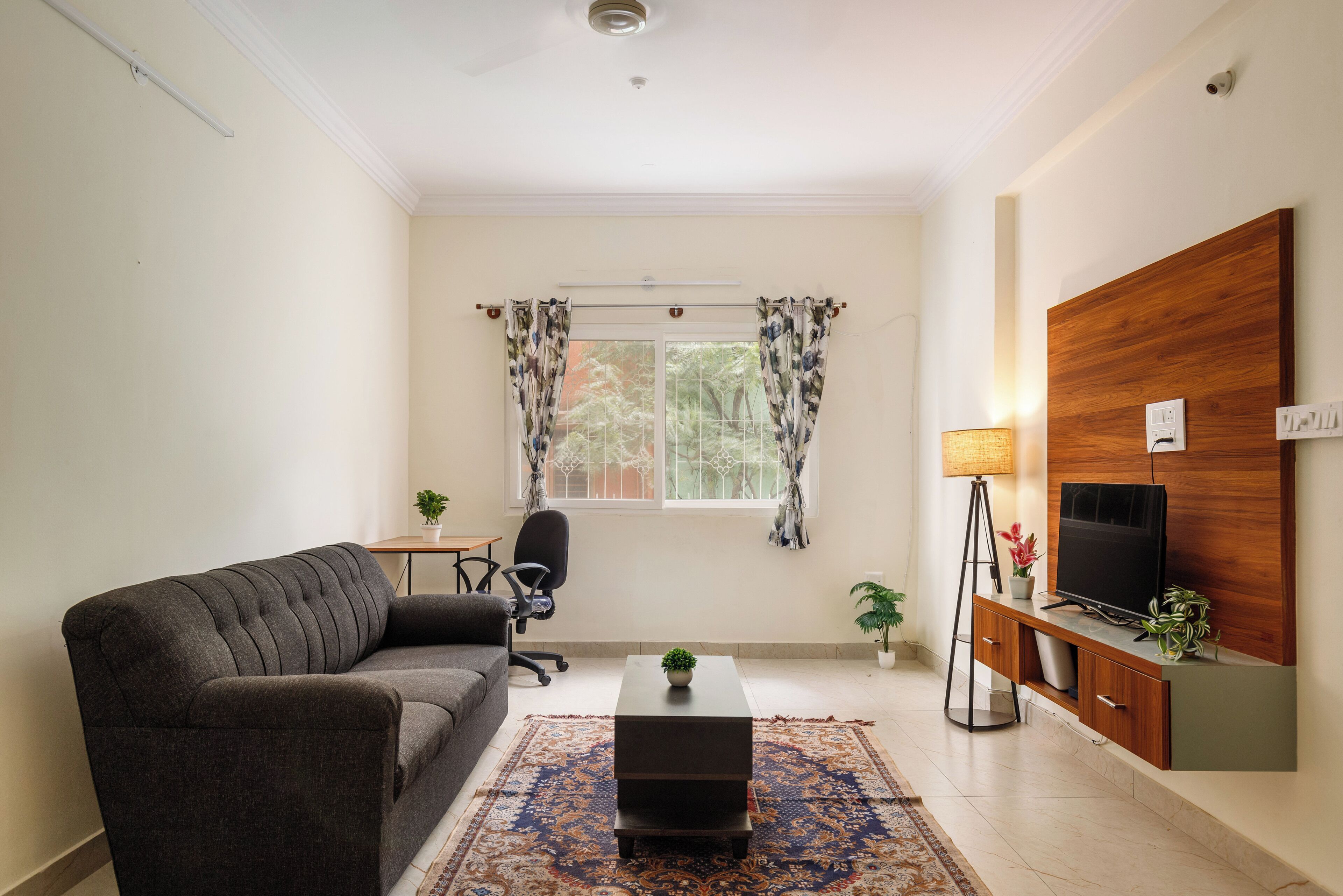 Apartment (2 Bedrooms) | Front of property