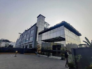 Front of property - Green Nature Resort and Suites (Cox's Bazar)