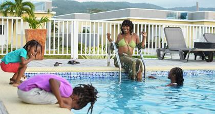 3-bedroom Gated Beachfront Villa with Pool- Luxury & Security. Pet-Friendly!