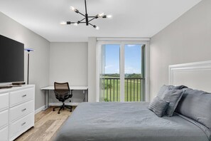 2 bedrooms, desk, free WiFi, bed sheets