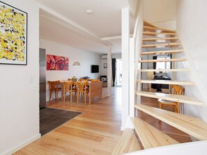Classic House, 3 Bedrooms | Interior