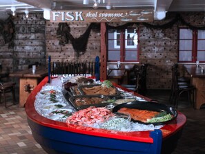 Classic House, 1 Bedroom | Dining - Pension Koch Holiday Center (Gudhjem)