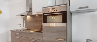Holiday Apartment 'Simona' with Shared Garden and Wi-Fi