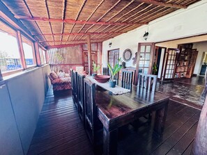 Dining - 49onMain: Spacious self-catering holiday home in Sabie (Sabie)