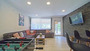 TV - Holiday House Lucija by Villas Guide (Ozalj)