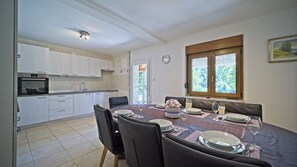 Dining - Holiday House Lucija by Villas Guide (Ozalj)