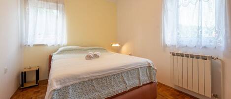 2 chambres, Wi-Fi gratuit, draps fournis