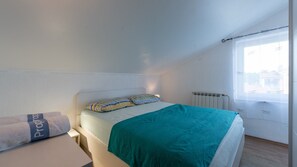2 bedrooms, free WiFi, bed sheets - Apartman City View 3 by Villas Guide (Rijeka)