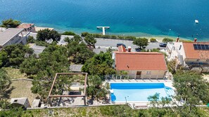 Pool - Villa Matej by Villas Guide (Zaton)