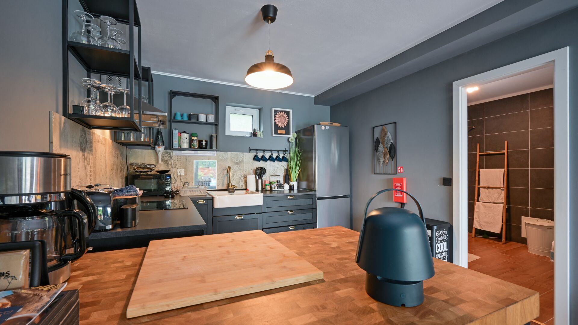 冰箱、微波炉、烤箱、洗碗机