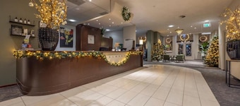 Peaceful Stay with Breathtaking Forest Views, Pool & Sauna Access!