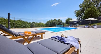 Villa M.I.L.A. by Villas Guide