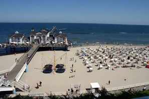 Una playa cerca