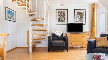 Fernseher, Videospiele, DVD-Player