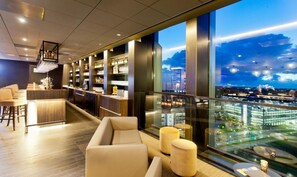 酒吧(店内)