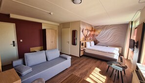 1 bedroom, free WiFi, bed sheets