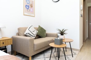 Smart TV - CitiHome - Studio Azizi Riviera (Dubai)