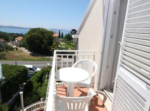 Room (Family Room With Sea View 6) | Balcony