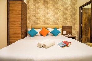 Deluxe Private A/C Room with Ensuite Bathroom | AccĂšs au Wi-Fi (inclus)