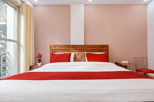 Super Hotel Pari Chowk Formerly The Divine KRC