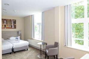 2 Schlafzimmer, BĂŒgeleisen/BĂŒgelbrett, kostenloses WLAN, BettwĂ€sche