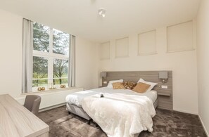 2 間睡房、熨斗/熨衫板、免費 Wi-Fi、床單