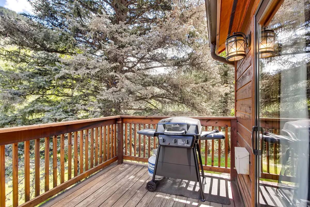 Condo, Multiple Beds (Apartment) | Property grounds