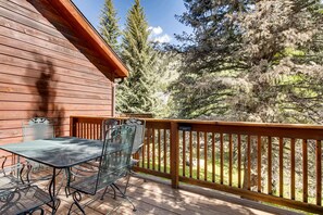 콘도, 침대(여러 개) (Apartment) | 야외 식당