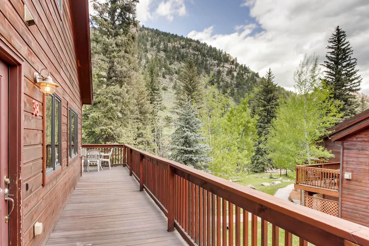 Condo, Multiple Beds (Apartment) | Property grounds
