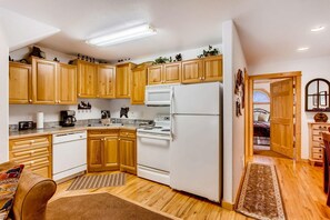 Condo, Multiple Beds (Apartment) | Private kitchen - Apartment (Estes Park)
