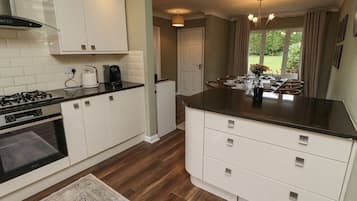 Mesin basuh pinggan mangkuk