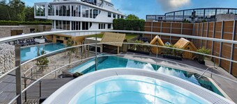 Stay Near Forest Walks and Enjoy On-Site Wellness Facilities