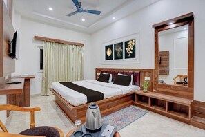 Executive Double Room, City View | In-room safe, soundproofing, free WiFi, bed sheets - Hotel Ganga Vatika Varanasi (Varanasi)