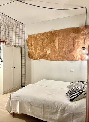 1 sovrum, strykjärn/strykbräda, internet och sängkläder