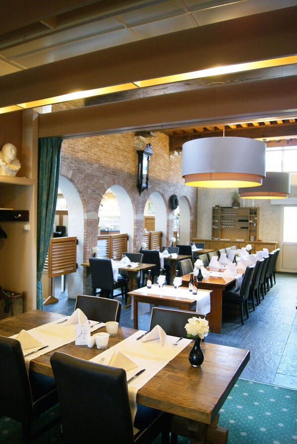 Dineren