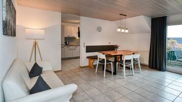 Fernseher, Stereoanlage