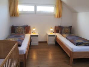 2 bedrooms, free WiFi, bed sheets