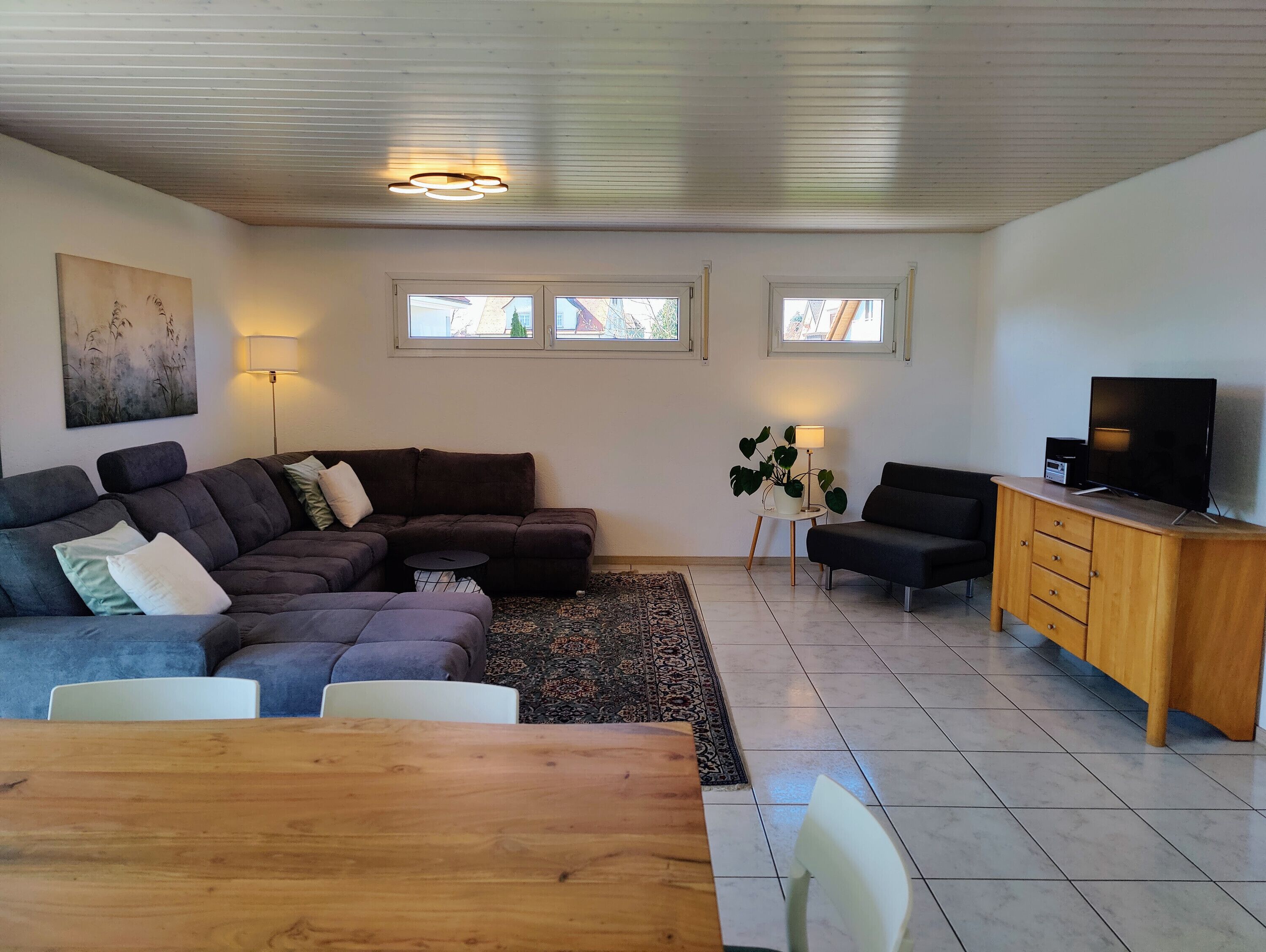 Télévision, chaîne hi-fi