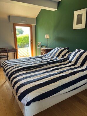 6 bedrooms, iron/ironing board, free WiFi - Grote Bretonse villa op droomlocatie direct aan zee, aan een doodlopende weg. (Névez)