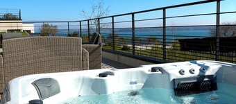 Villa Armor - Sea view and Spa