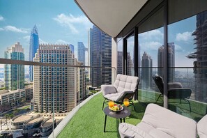 Property grounds - Burj View Luxury 2BR Apartment in Downtown Dubai (Dubai)