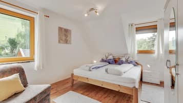 4 Schlafzimmer, Bügeleisen/Bügelbrett, kostenloses WLAN, Bettwäsche