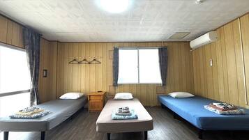 Basic Apartment, Sea View | Free WiFi