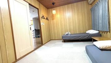 Basic Apartment, Sea View | Free WiFi