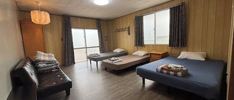 Basic Apartment, Sea View | Free WiFi