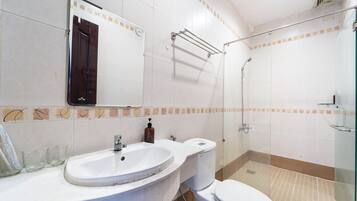 Shower, towels