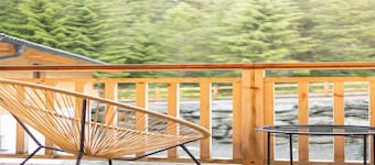 Ski-in chalet with hot tub and sauna