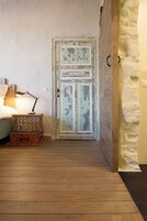 Double Room | Individually decorated, individually furnished, desk, laptop workspace